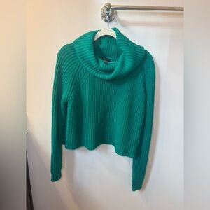 Lulus Emerald Green Cropped Cable Knit Turtleneck Sweater Medium